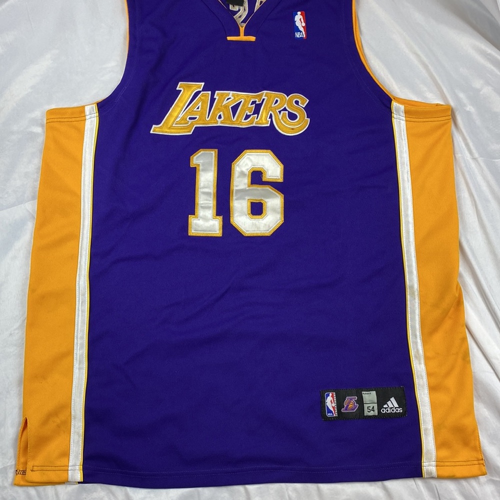 LA Lakers embroidered “Gasol #16” Basketball Jersey Size XXL/54